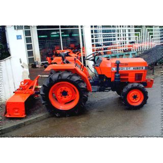 Tractor KUBOTA L2901DT