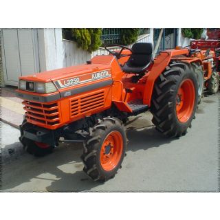 Tractor KUBOTA L3250 4WD