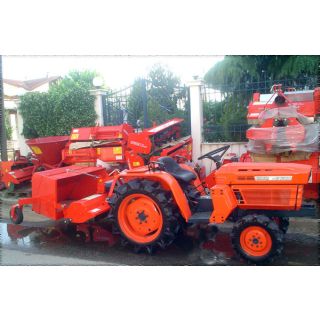 KUBOTA  B1600DT με χορτοκοπτικό γκαζόν και συλλέκτη