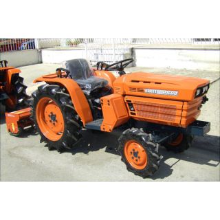 Tractor Kubota B1600 4wd with rotary