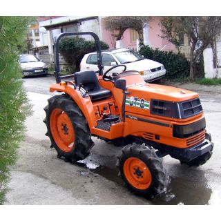 Tractor KUBOTA GT-8 4WD